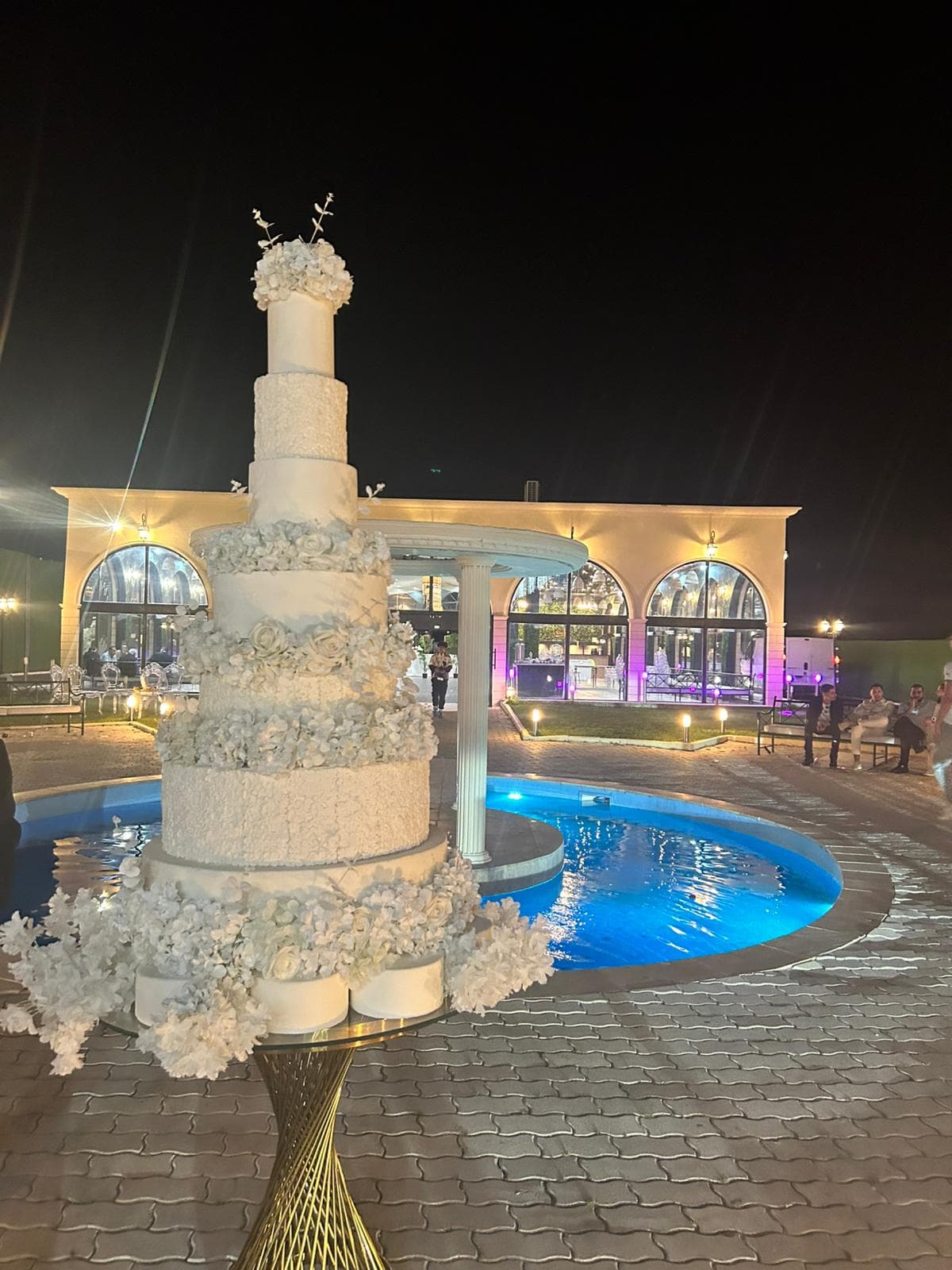 Outside Night - Le Palacio